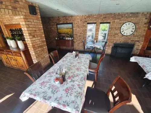 Leach Lodge