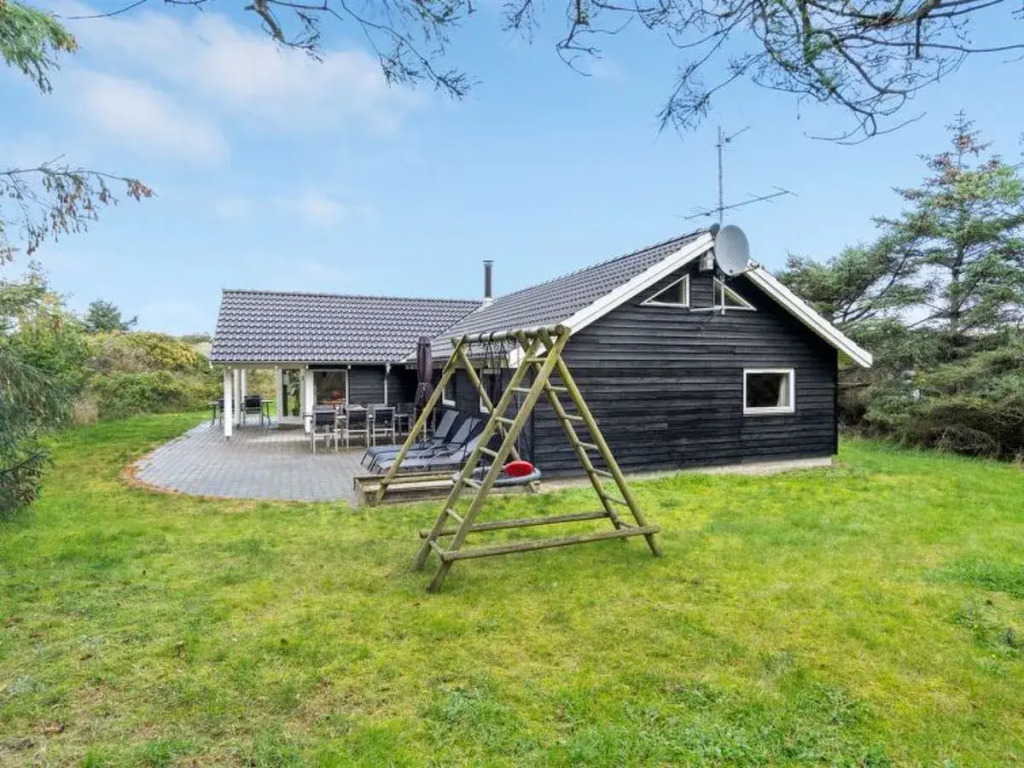 "Albina" - 650m from the sea in NW Jutland