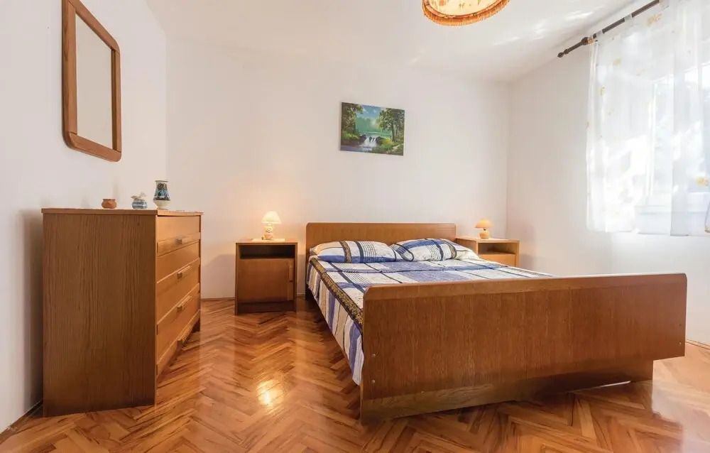 Nice Home in Fazana With Wifi and 3 Bedrooms