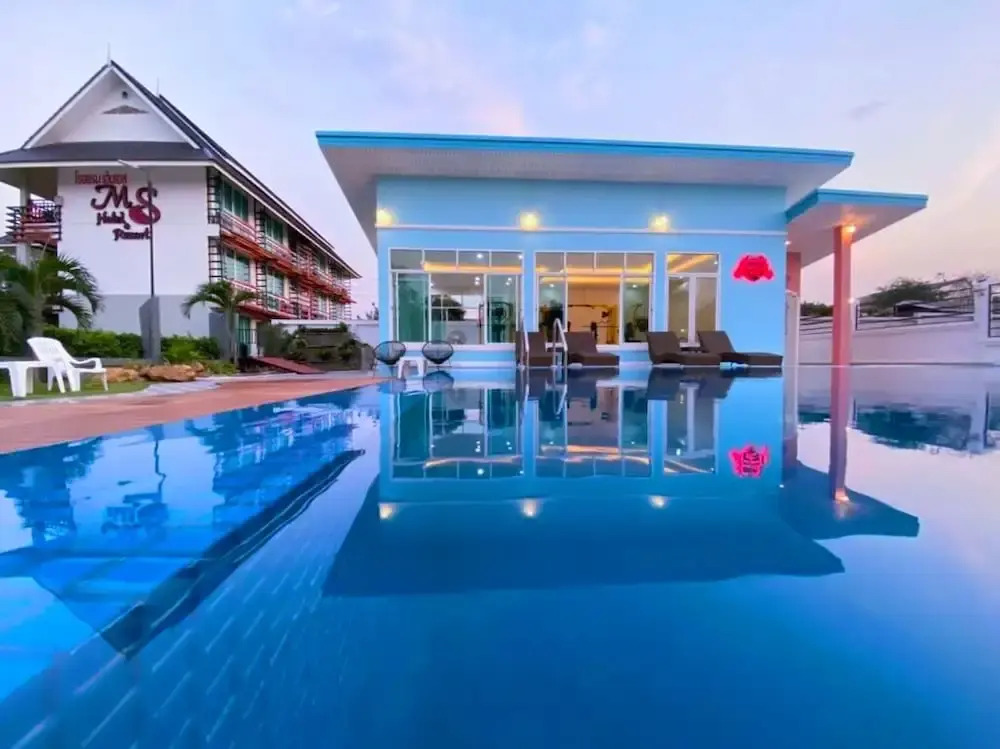 MS Hotel Sriracha