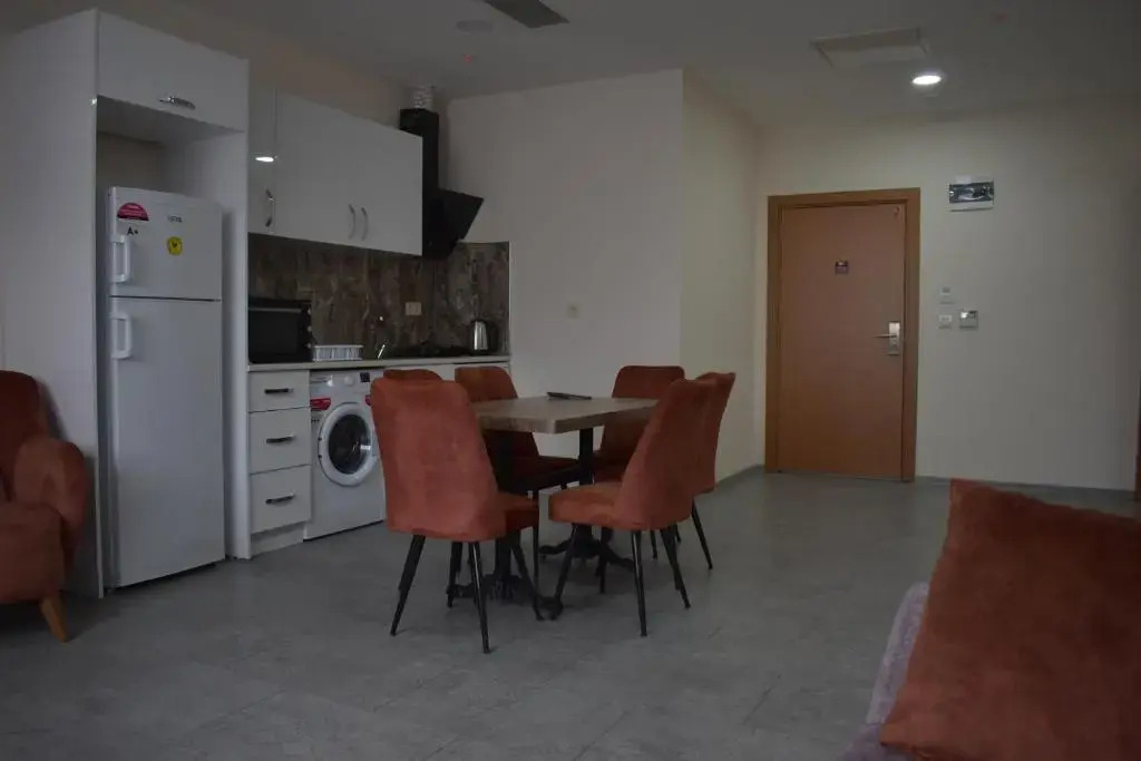 Mia Suite