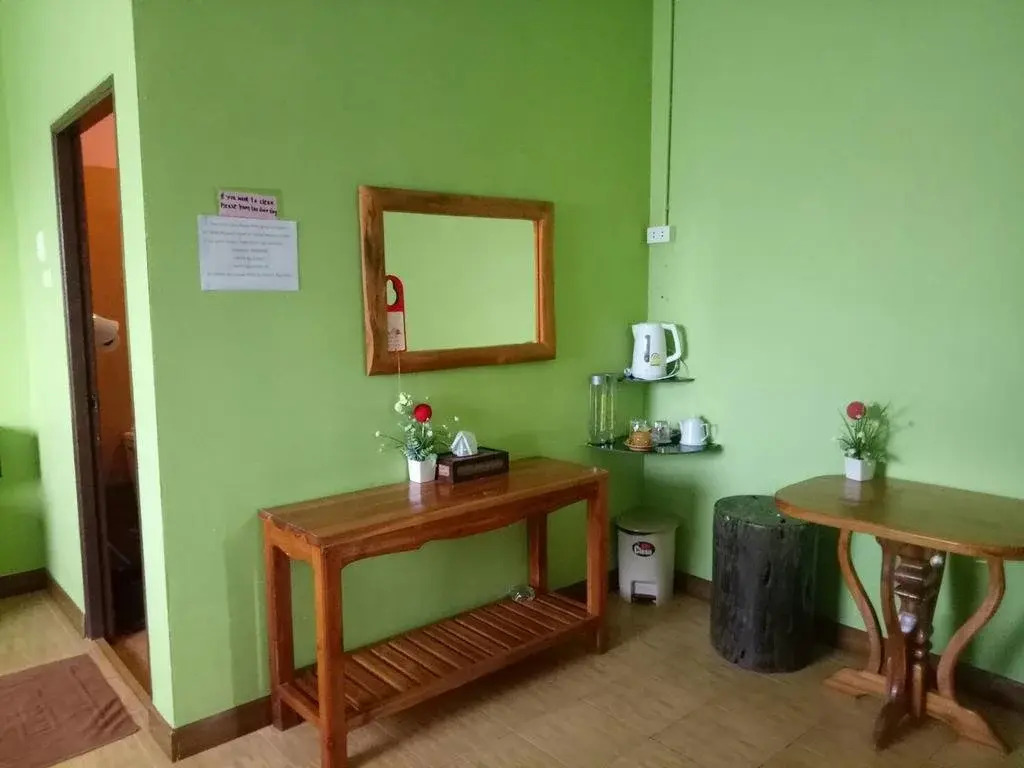 Lanta Ala Guest House