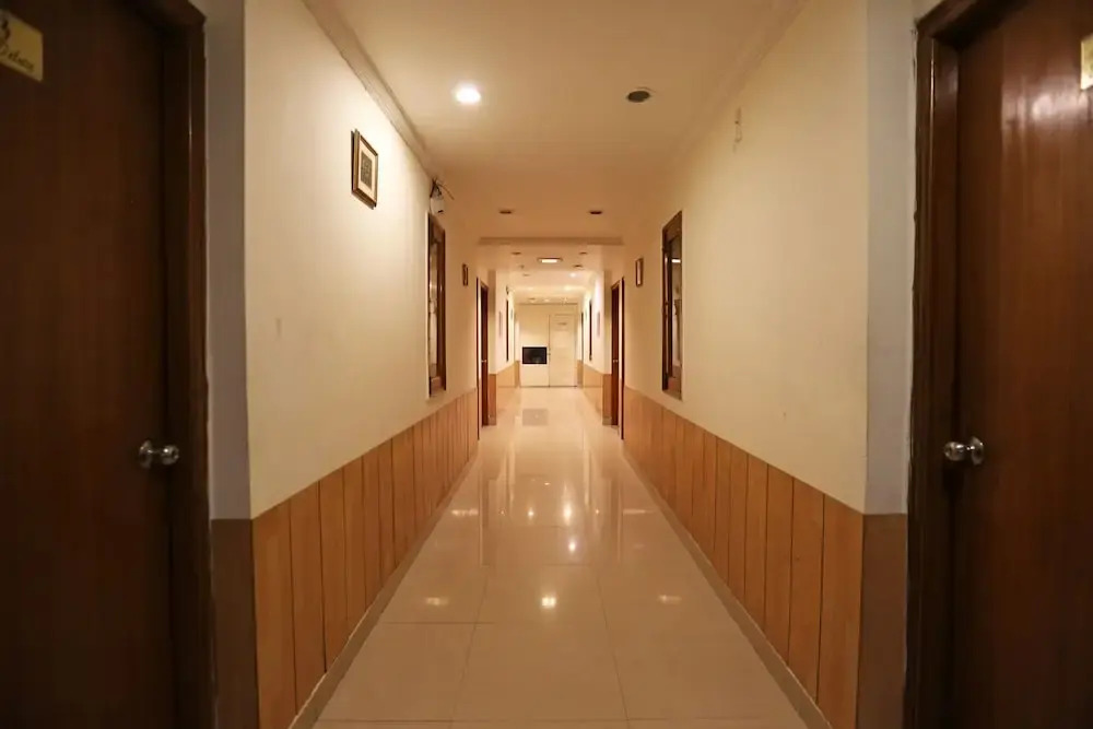Oyo 8876 Hotel Sarthi