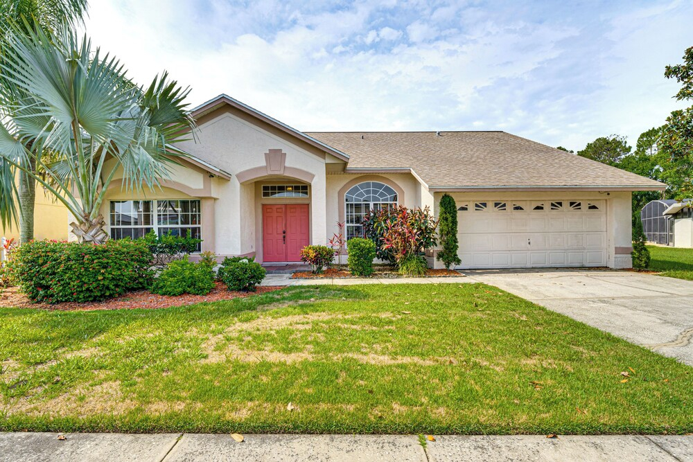 12 Mi to Disney: Secluded Family Home w/ Pool