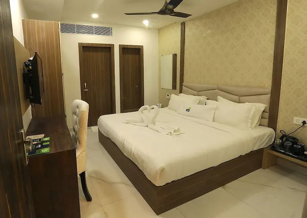 UV Inn Just 50 meters from Golden temple