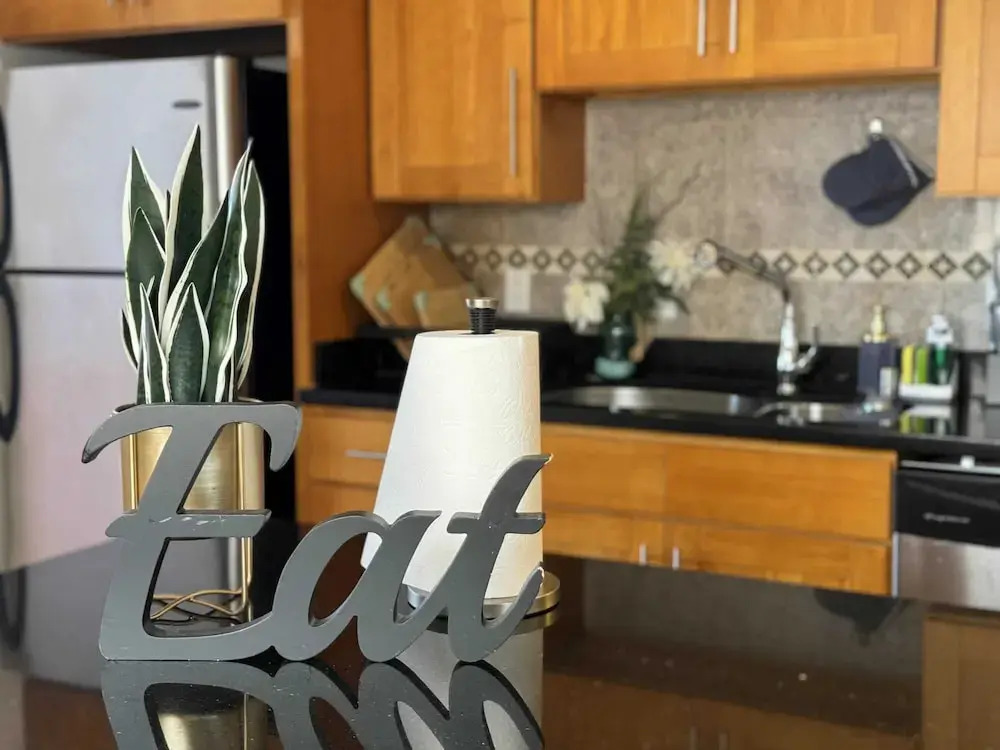 @ Marbella Lane - Vibrant 5BR Home in Daly City