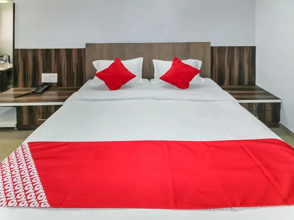 OYO 12522 Hotel Panchganga