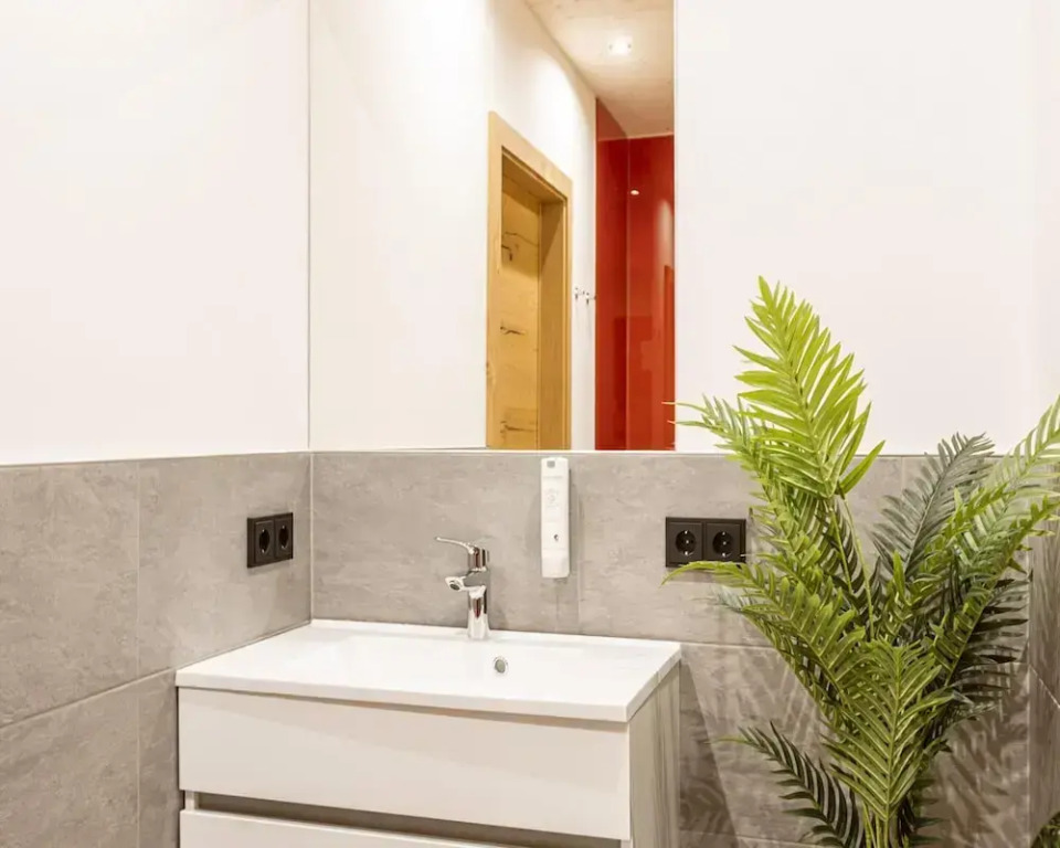 Appealing Apartment With Pool
