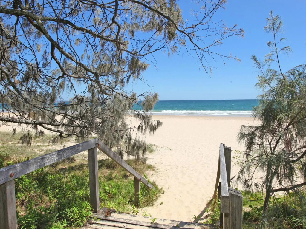 Windmill 4 - Two Bedroom Beachside Apartment on Parkyn Parade!