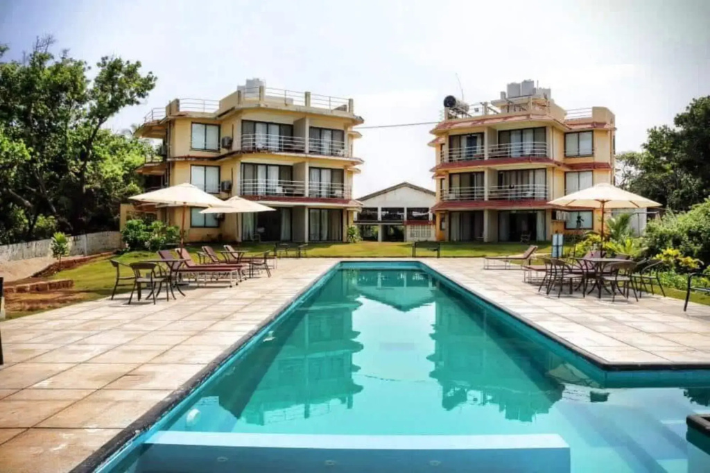 Avisa Nila Beach Resort