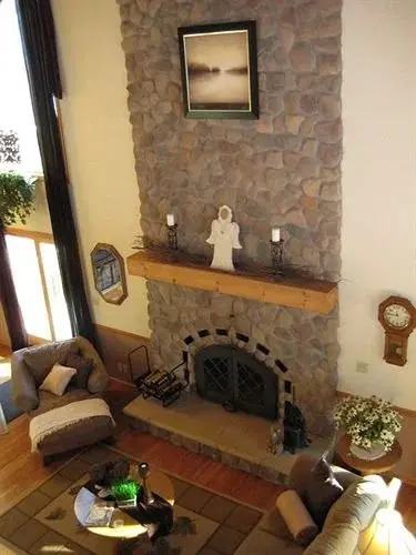 Deer Creek Bed & Breakfast