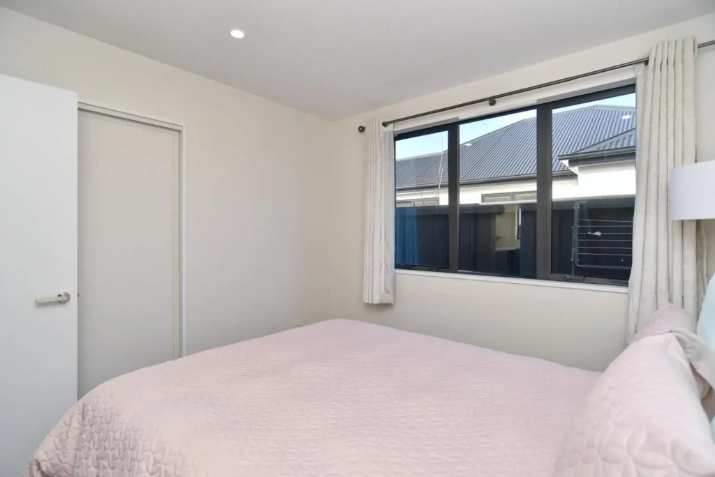 Thomas Townhouse - Christchurch Holiday Homes