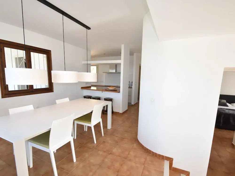 8 pers Luxury villa in prime location, beautiful view, private pool, 500 m golf course