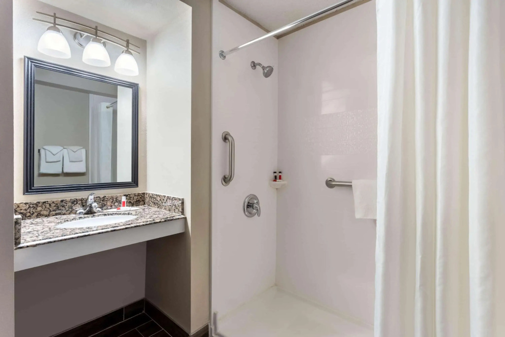Baymont by Wyndham Rochester Mayo Clinic Area