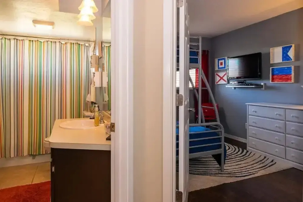 Bridgeport Condo 209