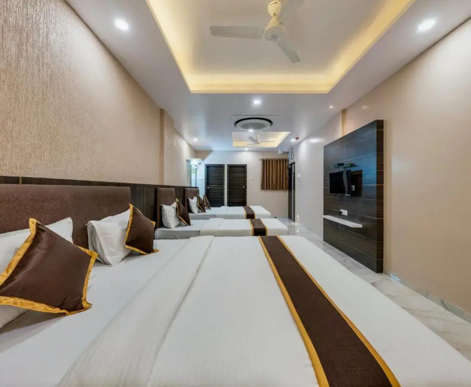 Hotel AATITHYA SATKAR
