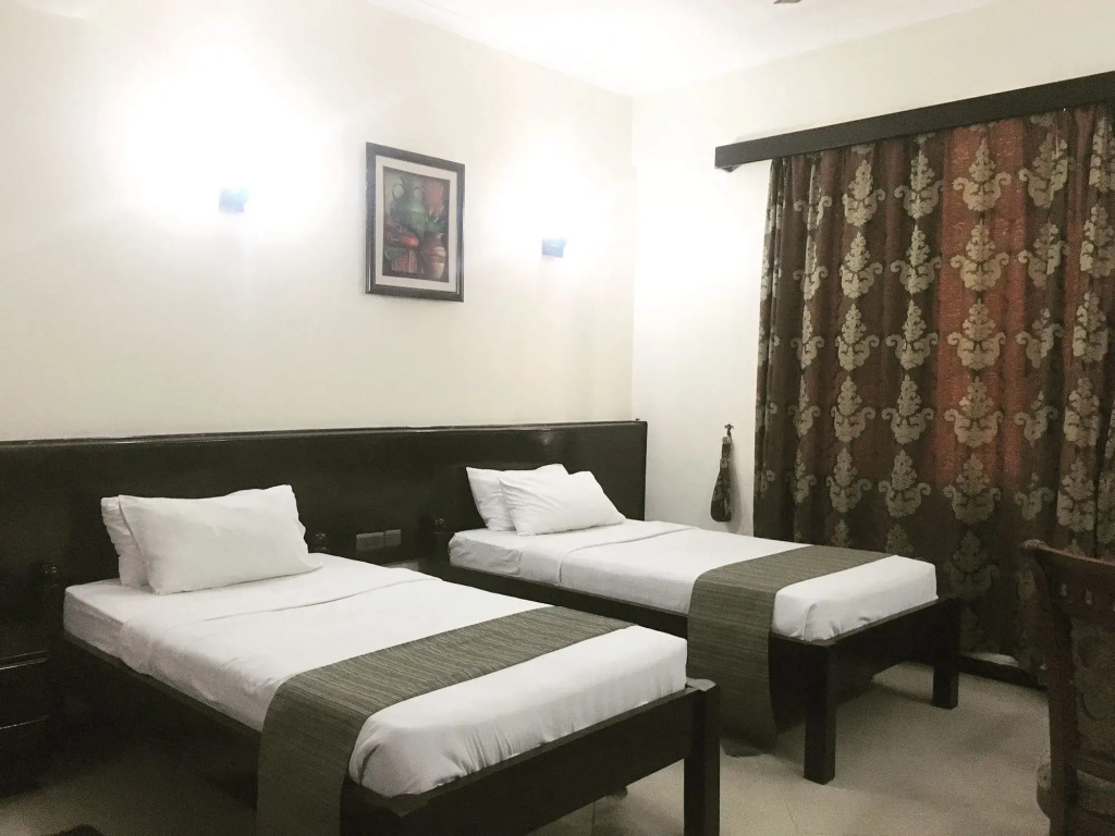 Hotel Sapphire