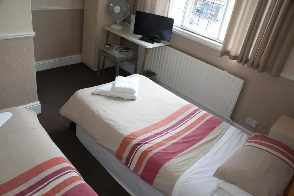 Tudor Lodge Hotel
