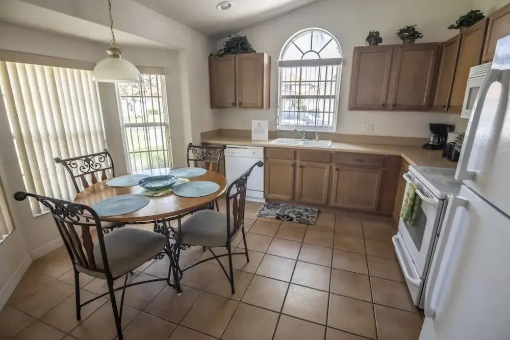 Luxury Solana Resort Pool 4 Bedroom Home