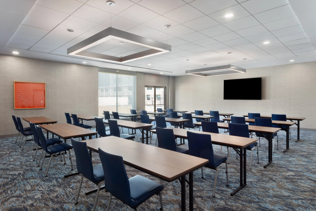 Holiday Inn Express Atlanta Airport - North by IHG
