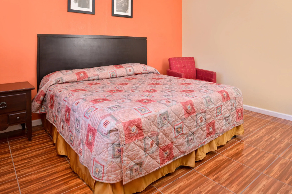 Scottish Inns & Suites