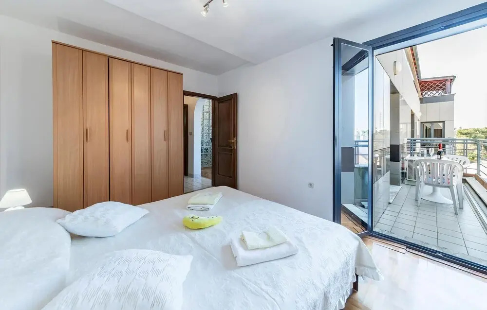 Amazing Apartment in Pula With Wifi and 1 Bedrooms