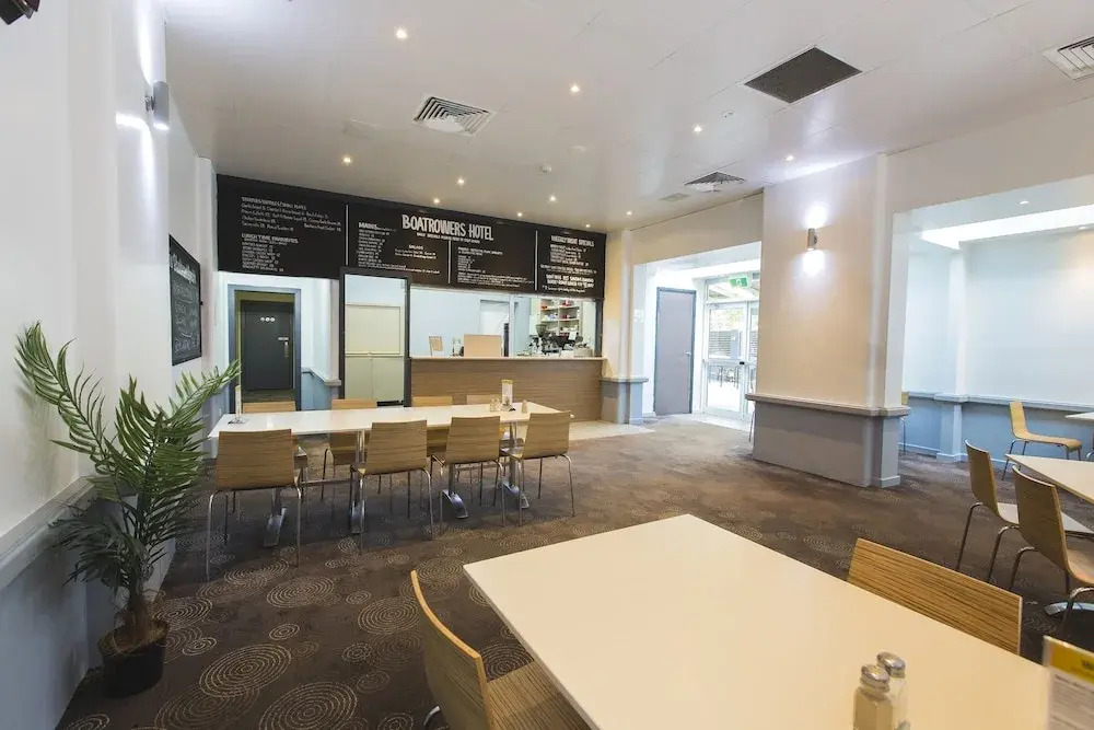 The Boatrowers Hotel