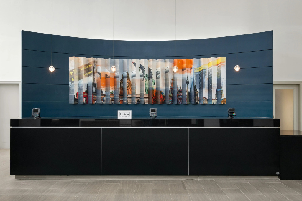 Embassy Suites by Hilton Newark Airport