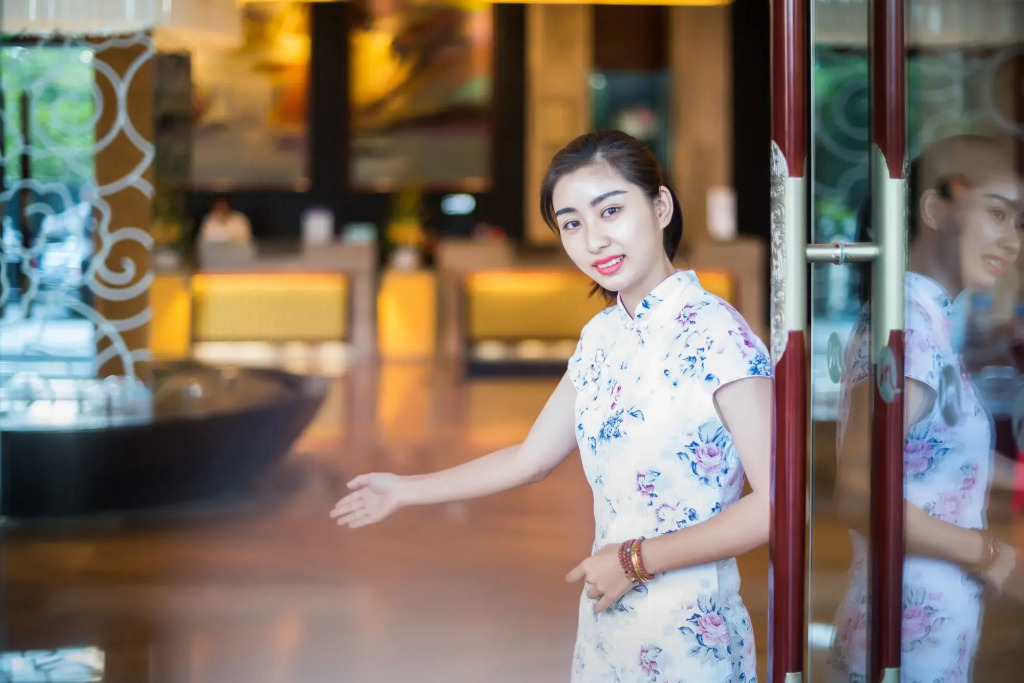 Grand Mercure Xiamen Downtown-Free Welcome Fruit & Metro Station