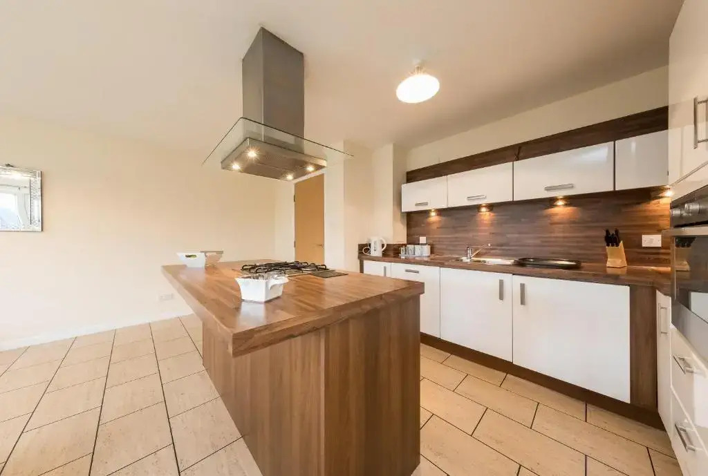 The Broch, 1st Floor, Luxurious City Centre Apartment