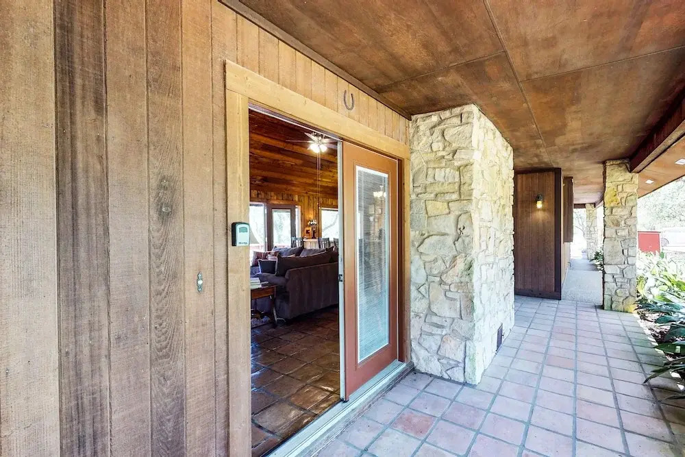 Whitetail Ridge Retreat