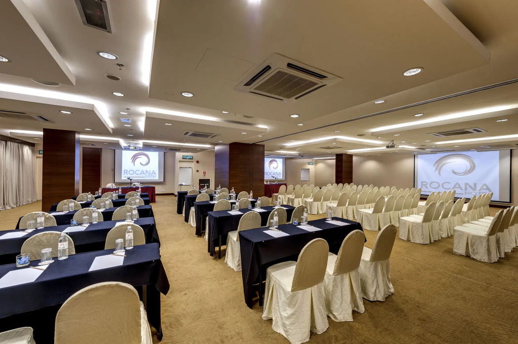 Rocana Hotel