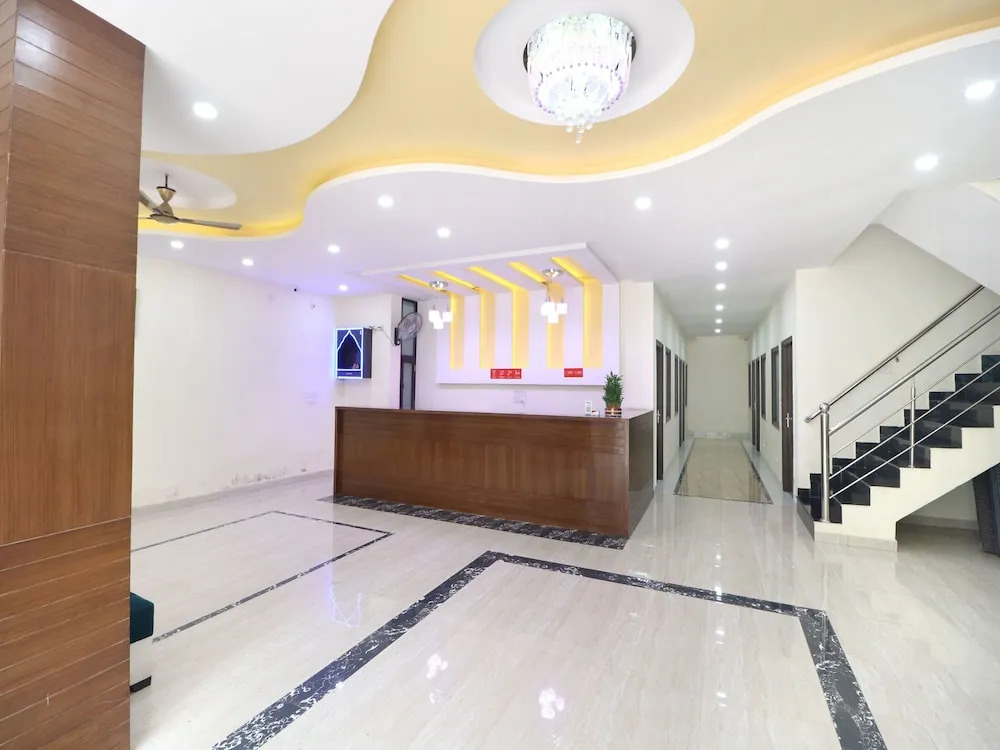Hotel kb Square Near Chandigarh Railway Station