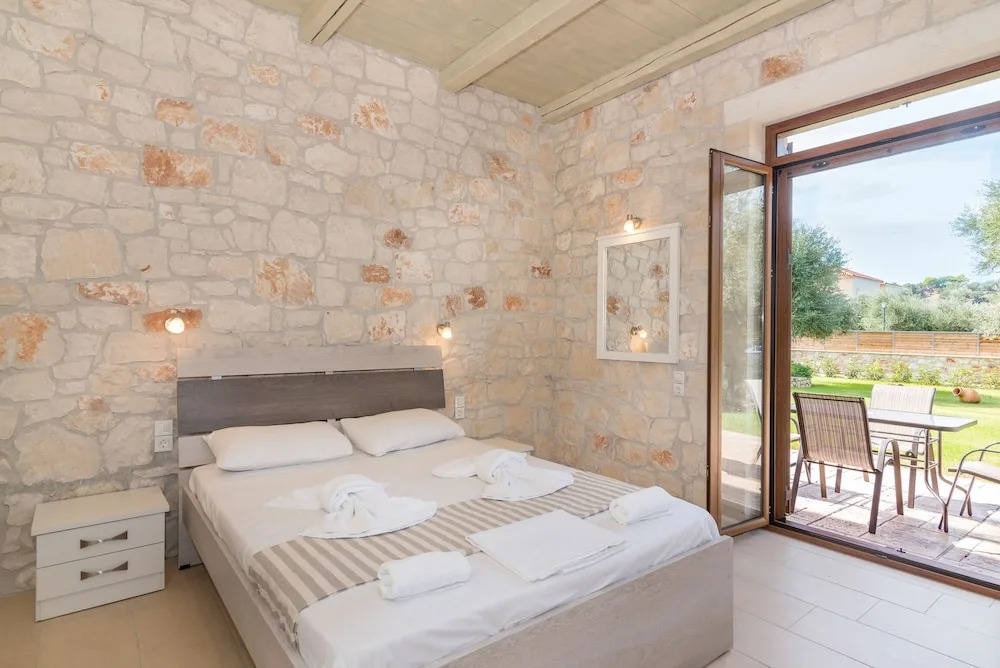 Green Stone Villa