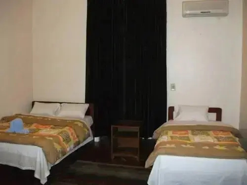 The Canadian Hostel