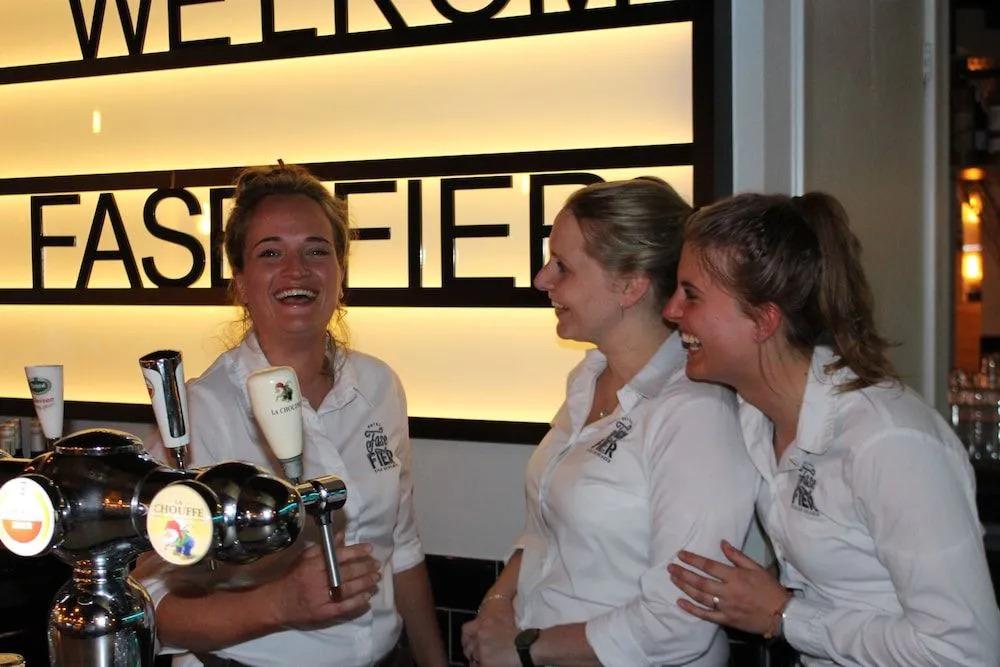 Hotel Fase Fier Eten en Drinken