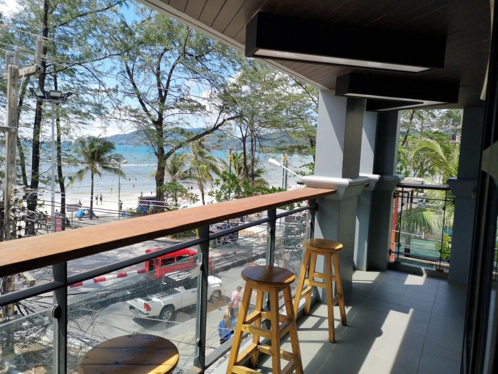 Connect Hostel Patong