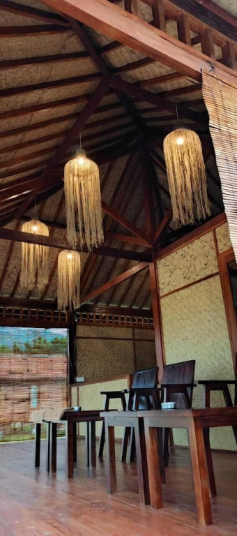 Mio Villa Tomang Omang Lombok