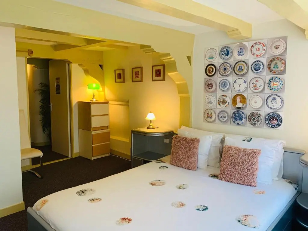 Amsterdam Central Guest House