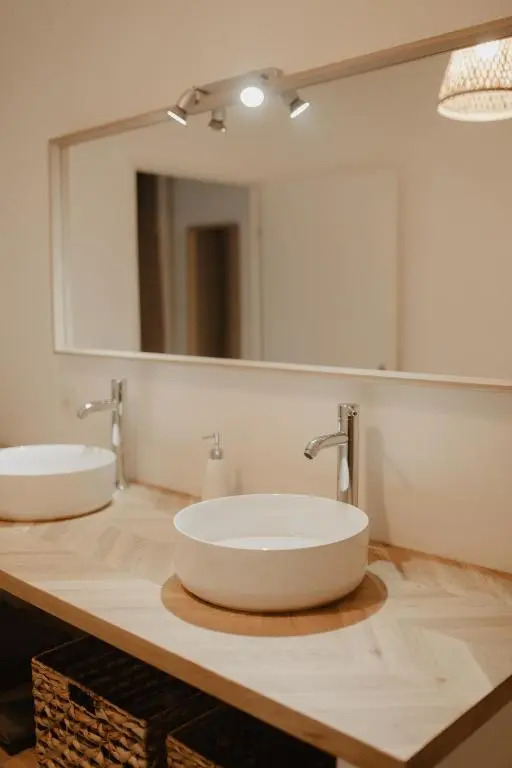 Bel appartement climatisé avec place de parking