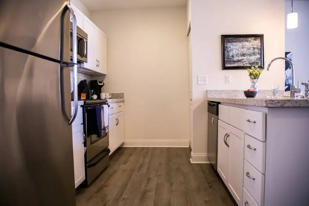 Chic 1BR Apt in the Heart of Downtown