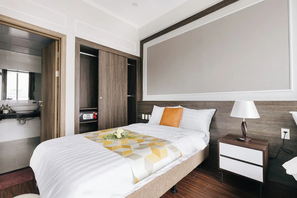 VMQ Hotel