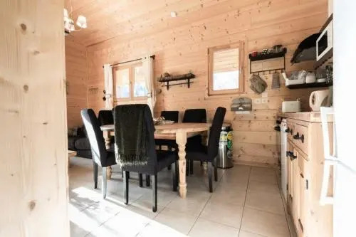 Chalet 7 Pers. Avec Piscine Commune 69020