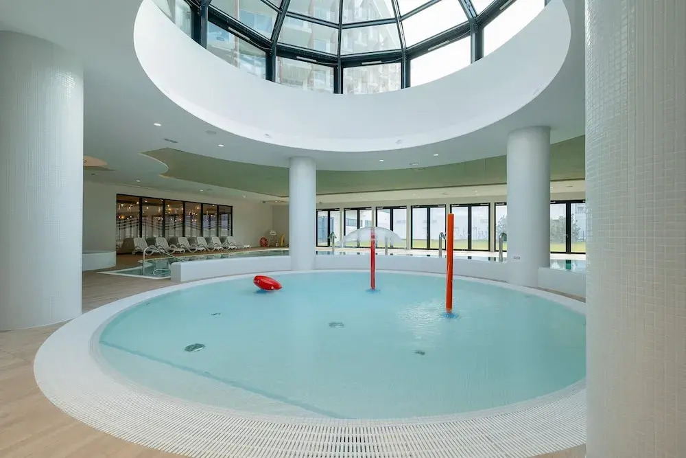 Holiday Studio With Access to Pool and Sauna