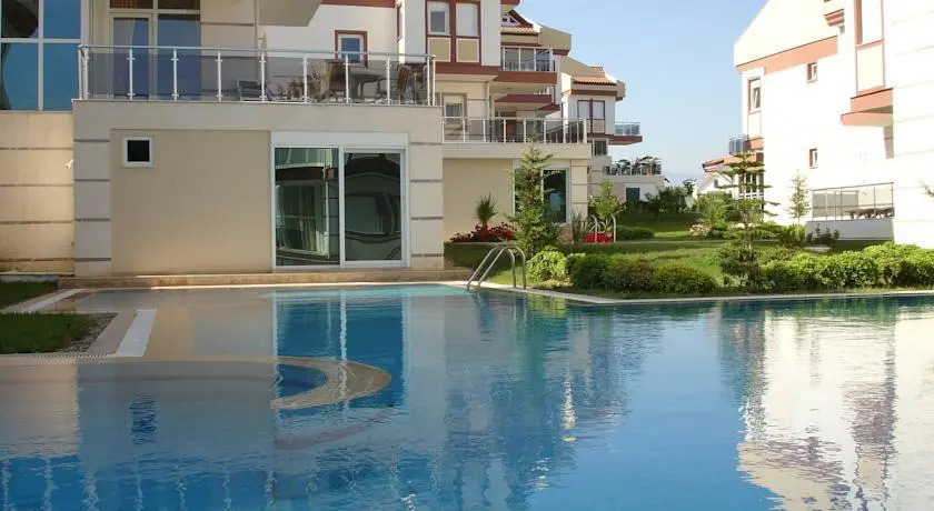 Side Villa