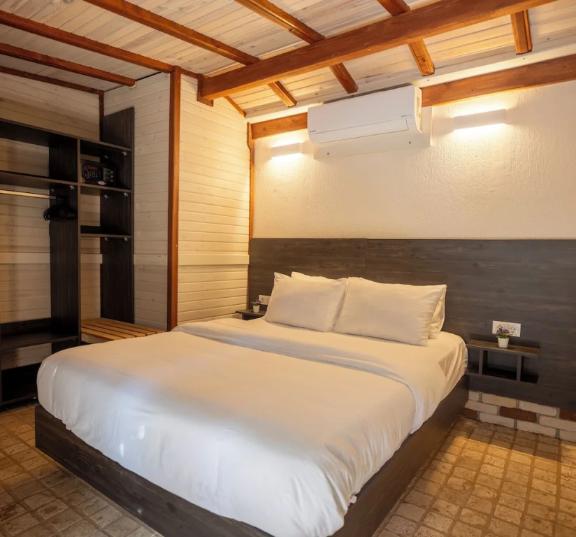 Çeşmekeş Hotel