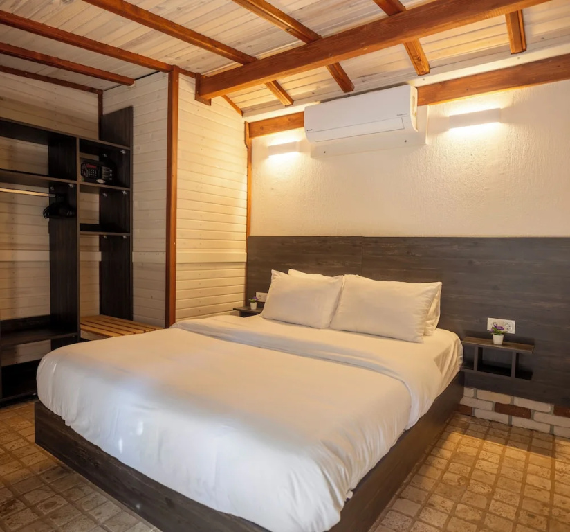 Çeşmekeş Hotel