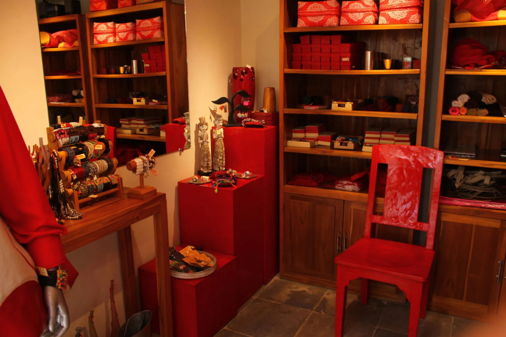 Rouge Bali - Lounge Bar, Villas & Spa