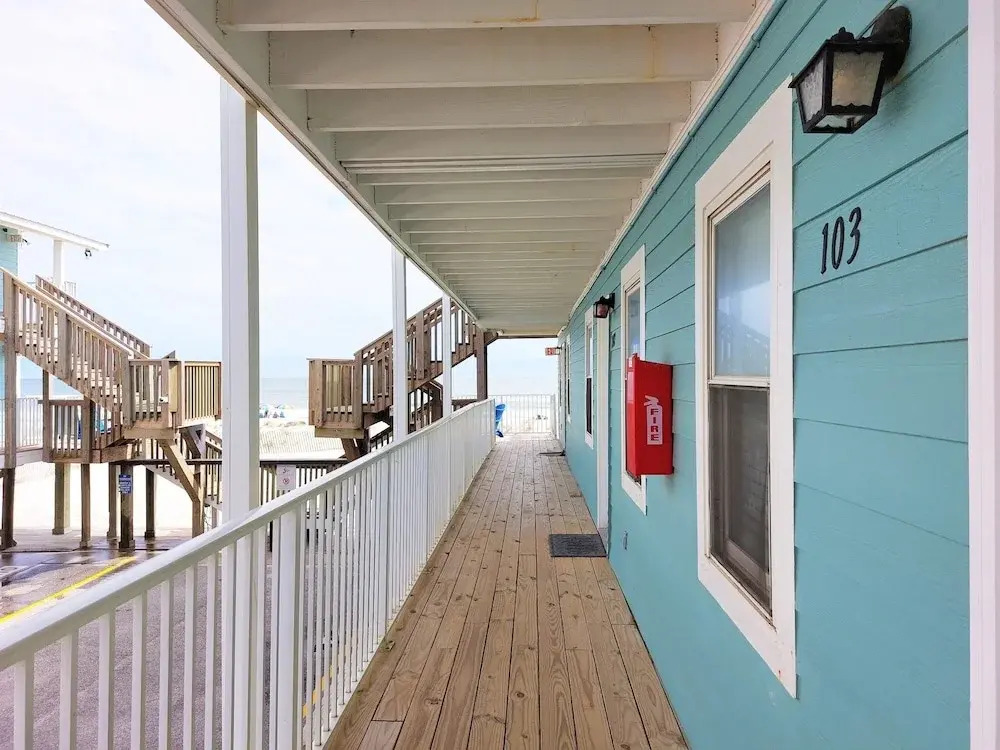 Sunrise Ge 103 2 Bedroom Condo by RedAwning