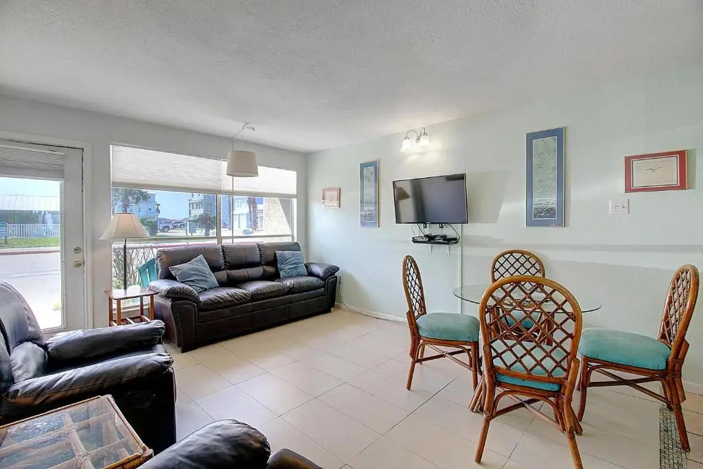 Little Shell Sm152 Condo